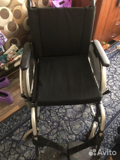 Инвалидная коляска