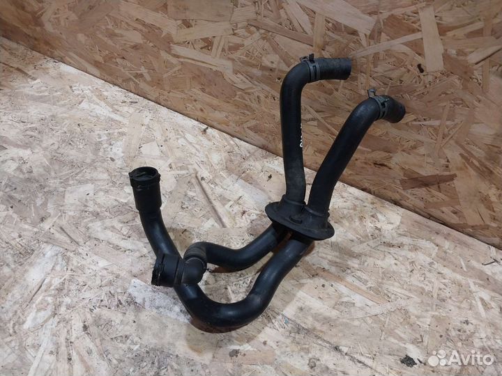 Патрубок печки Audi A4 B5 шланг печки