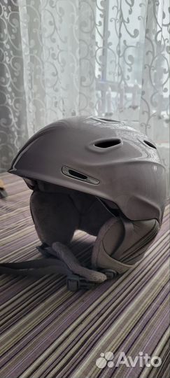 Шлем горнолыжный женский