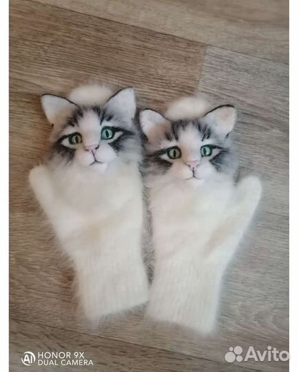 Варежки с котиками, звероварежки