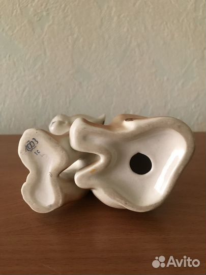 Керамическая статуэтка 