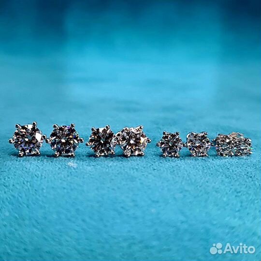 Серьги пусеты С бриллиантами(муассанитами) 1.6ct