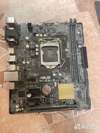 Материнская плата