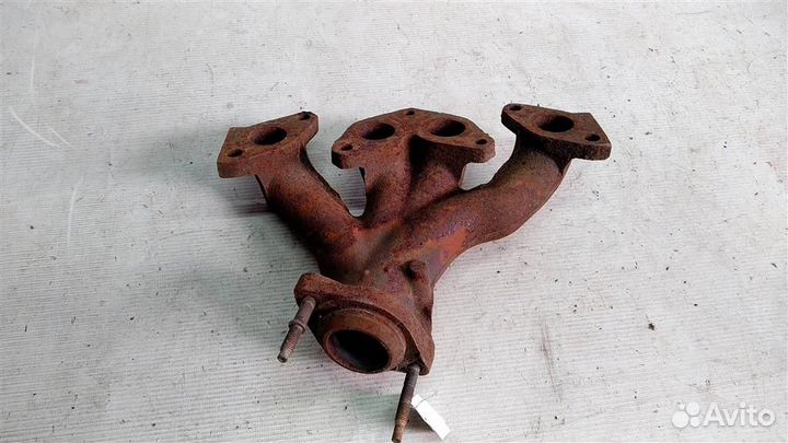 Коллектор выпускной Renault Symbol I 04-06г