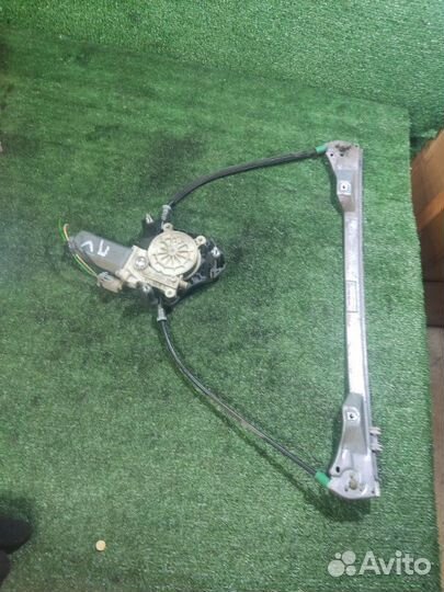 Стеклоподъемник передний левый Renault Symbol 2