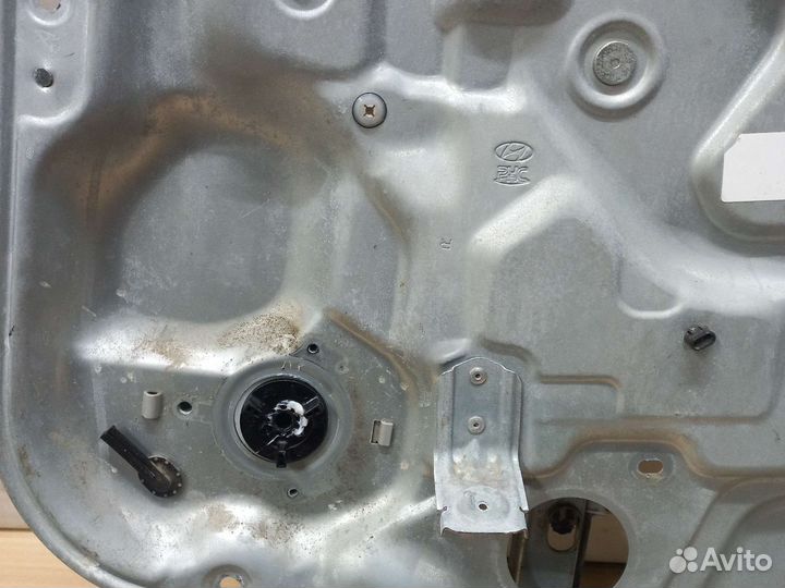 Стеклоподьемник задний правый Хундай Элантра 4