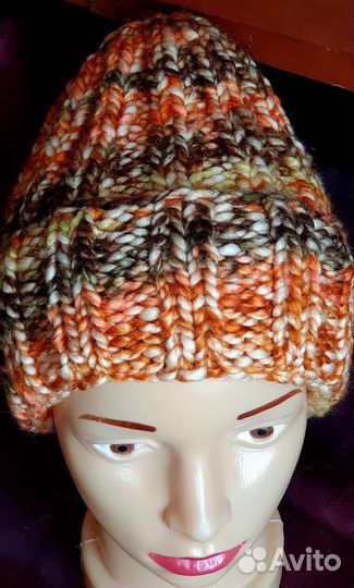 Шапка женская вязаная ручная работа