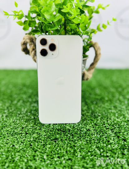 iPhone 11 Pro, 64 ГБ