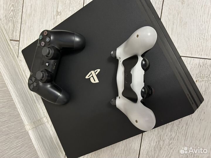 Sony playstation 4 PS4 pro 1tb с играми