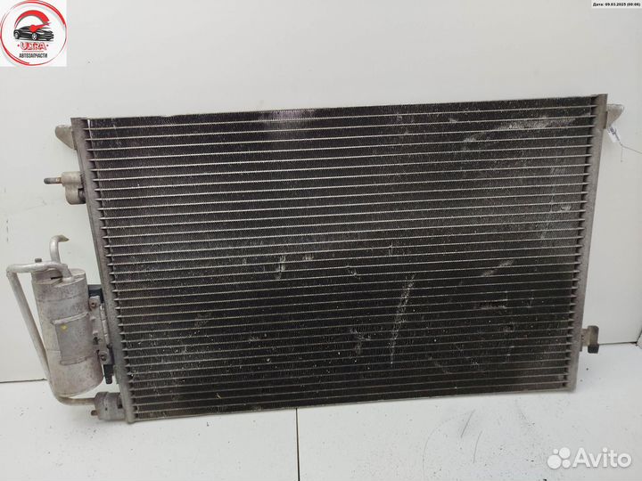 Радиатор охлаждения (конд.) б/у Opel Vectra C 24418362