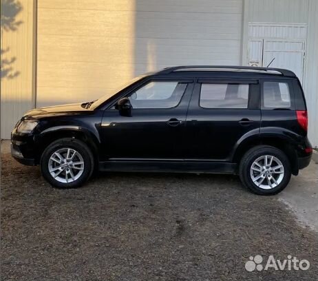 В разборе Skoda Yeti (5L) Рестайлинг