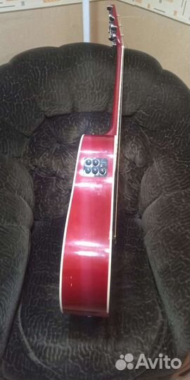 Транс акустическая гитара brahner