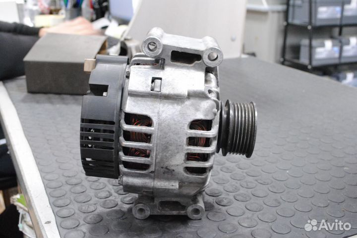 Генератор Audi A4, A6 1.8 Turbo, 2.0 FSi б/у