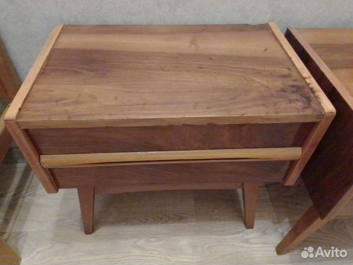 Тумбочка Румыния винтаж