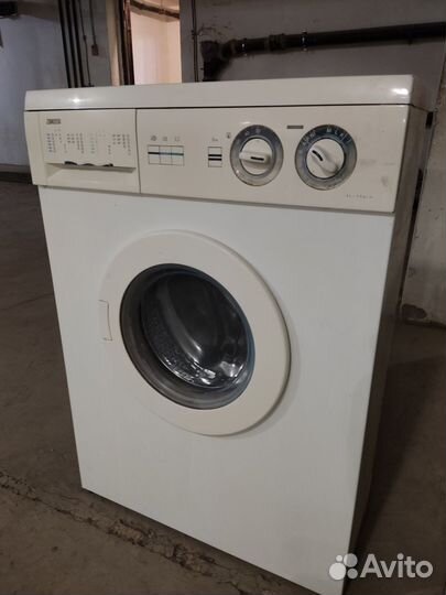 Стиральная машина Zanussi fl726cn бу