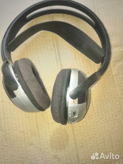 Игровые наушники