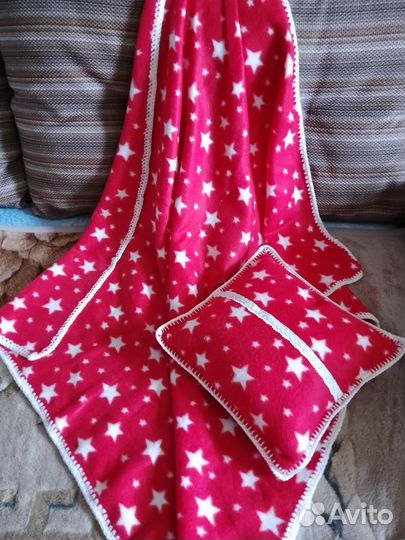 Лоскутное одеяло и подушки в стиле пэчворк