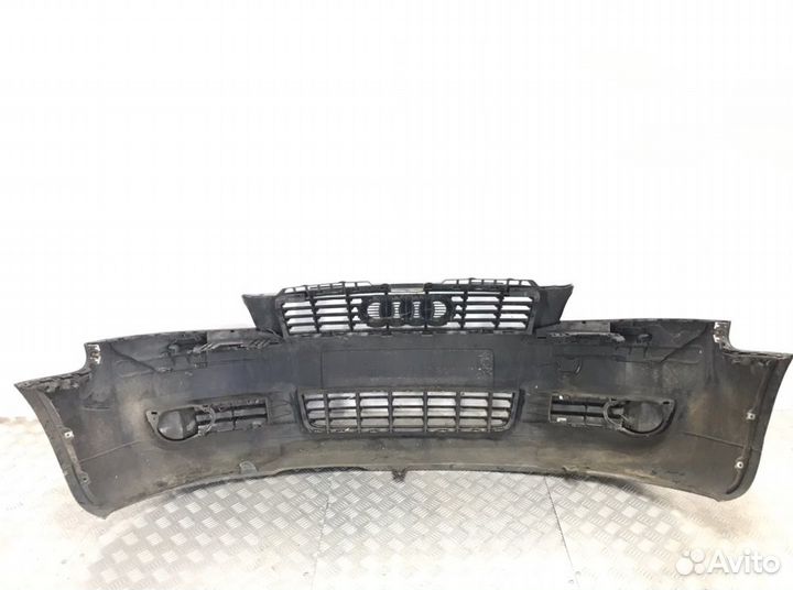 Бампер 8P3807437 Audi A3 8P (2003-2012)