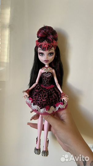 Кукла Монстер Хай Дракулаура Сладкие 1600