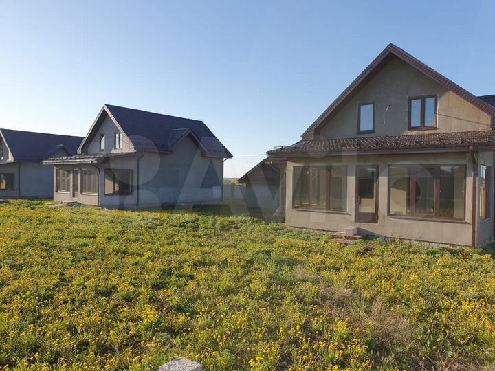 Дом 183 м² на участке 12 сот.