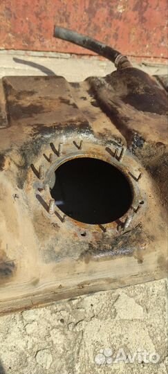 Топливный бак priora