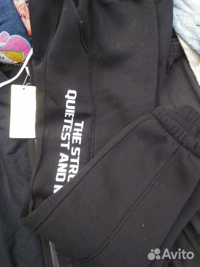 Толстовка для девочек новое. можно костюмом