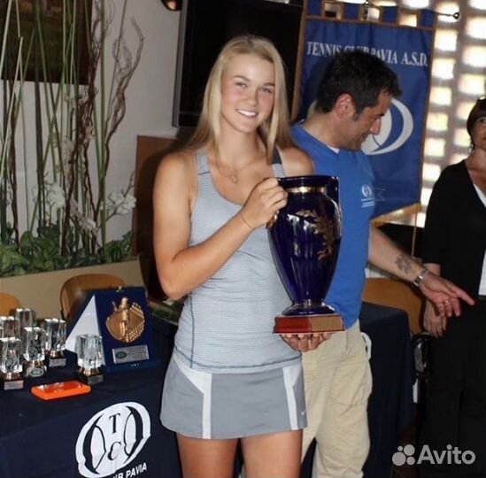 Тренер по большому теннису