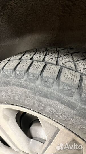 Bridgestone Blizzak DM-V2 235/55 R19 105T