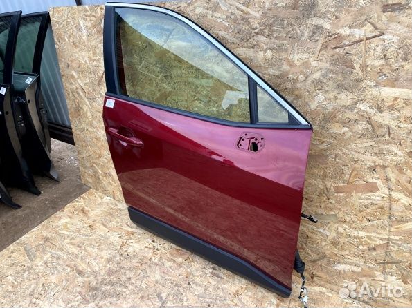 Toyota Rav-4 XA50 Дверь передняя правая