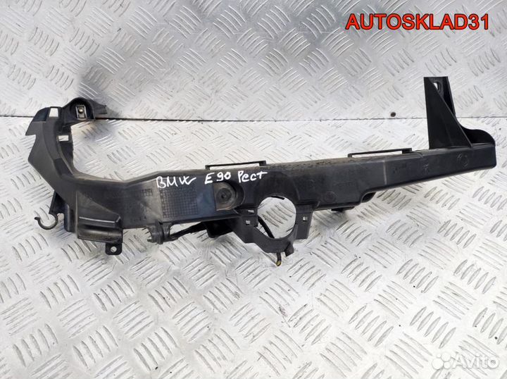 Кронштейн фары правый BMW E90 51117138402