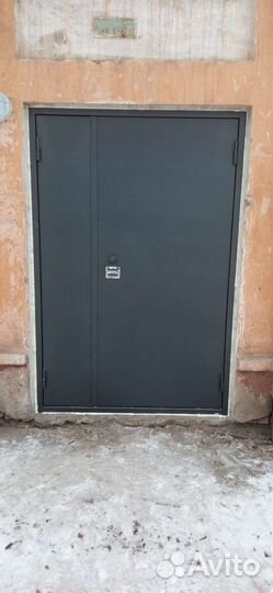 Дверь стальная подъездная двустворчатая