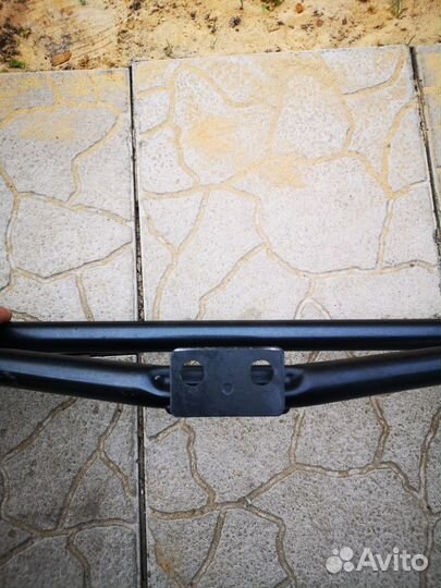 Распорка передних стоек Lancer 9