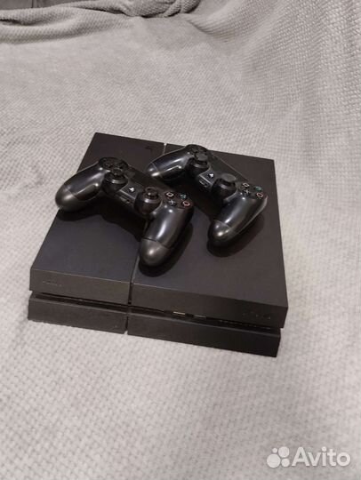 Sony PlayStation 4