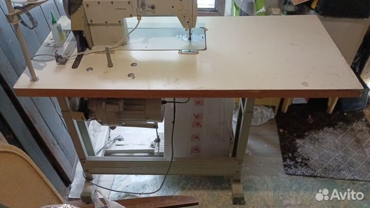 Промышленная швейная машинка