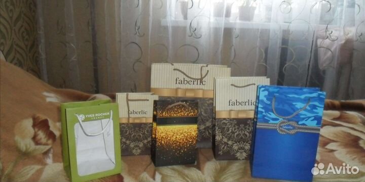 Пакеты подарочные