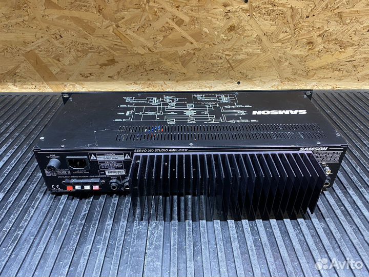 Студийный усилитель Samson servo 260
