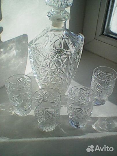 Хрустальные стопки. Штоф