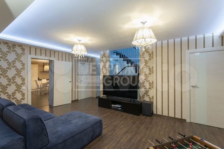 5-к. квартира, 150 м², 5/6 эт.
