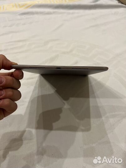 iPad pro 9.7 (2016) 128gb wifi+cellular