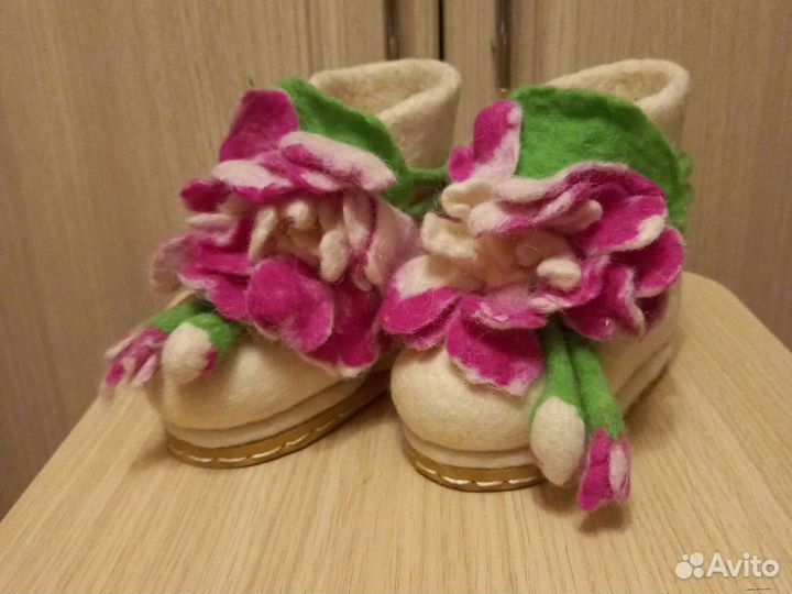 Валенки ручной работы для девочки новые