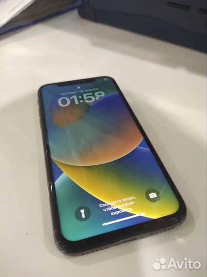 iPhone X, 256 ГБ