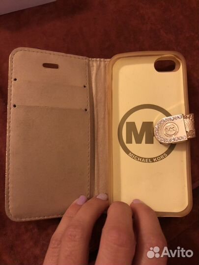 Чехол на iPhone 5s