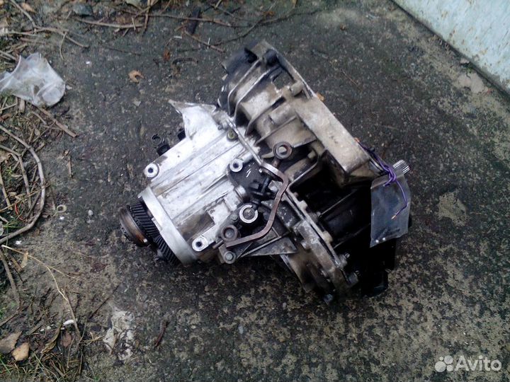 Кпп Рено Логан и Другие Форд Фокус под востановлен