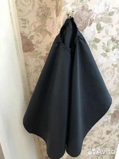 Накидка для бровиста или парикмахера