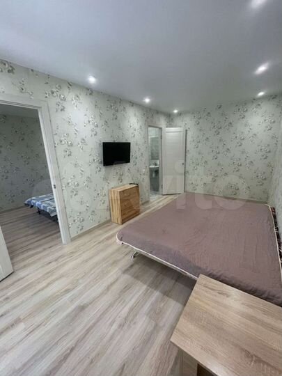 Комната 50 м², 1/2 эт.