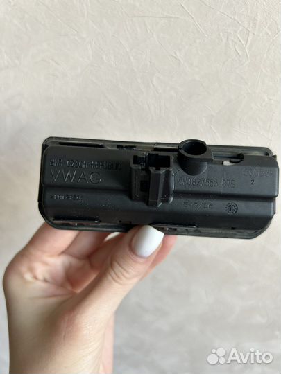 Ручка от багажника Volkswagen Polo