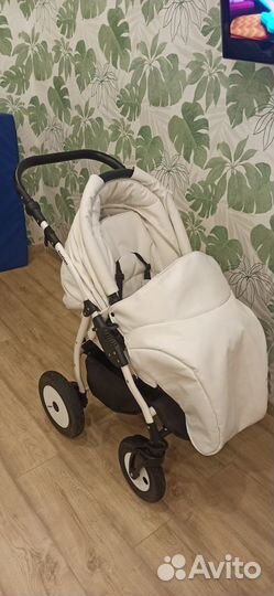 Продам детскую коляску