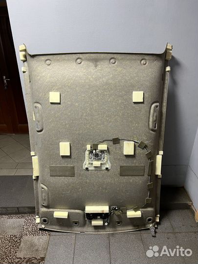 Обшивка потолка KIA RIO 4