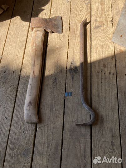 Топор и гвоздодер