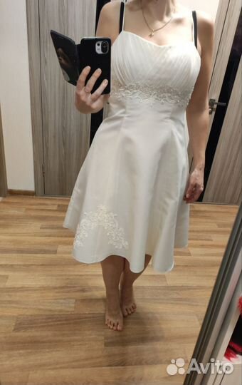 Свадебное платье короткое 48